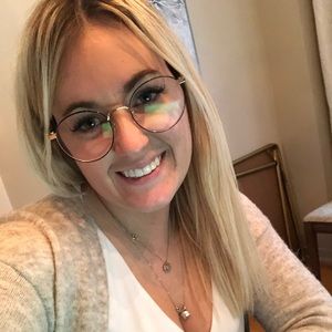 Meet your Posher, Katherine